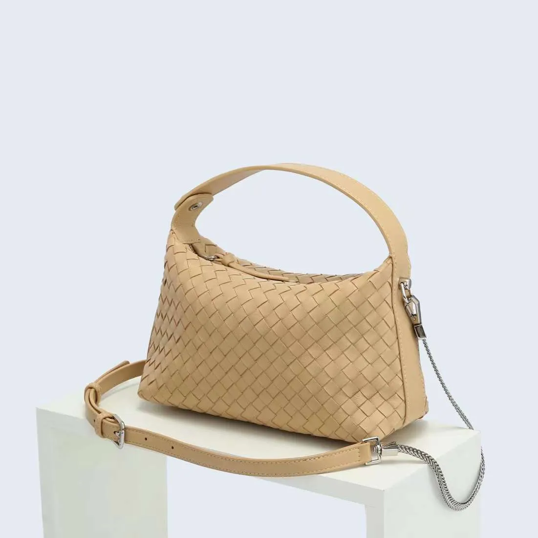 2024 Summer Collection: Luxurious Lambskin Woven Handbag for Women |  Handcrafted Versatile Vintage-Inspired Shoulder Crossbody Bag