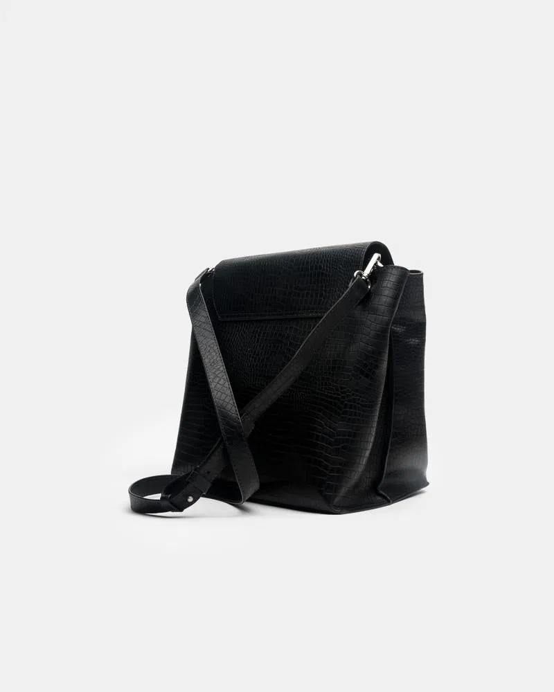 Atwood Bucket Bag in Black