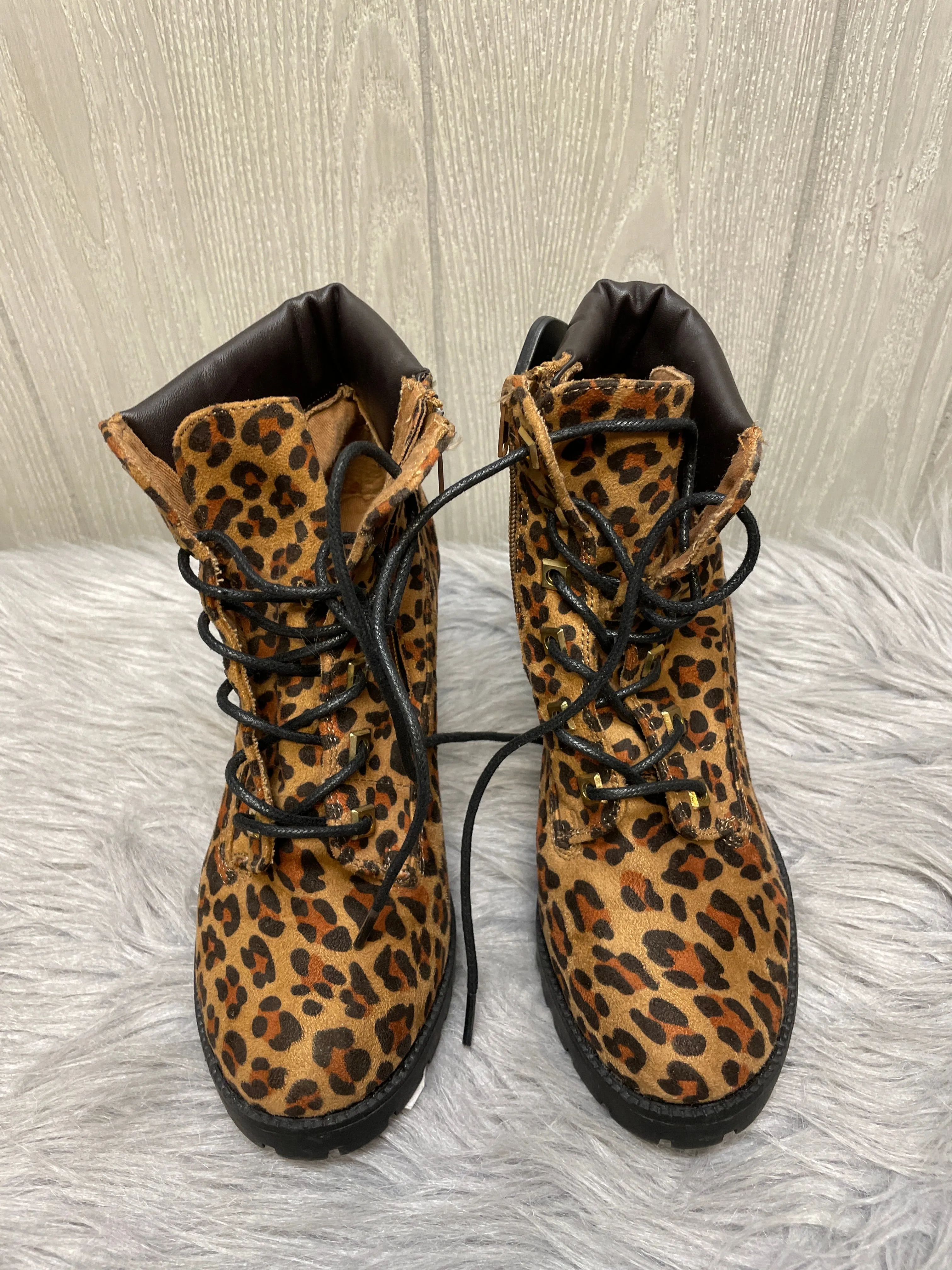 Boots Ankle Heels By Zigi Soho In Animal Print, Size: 7.5