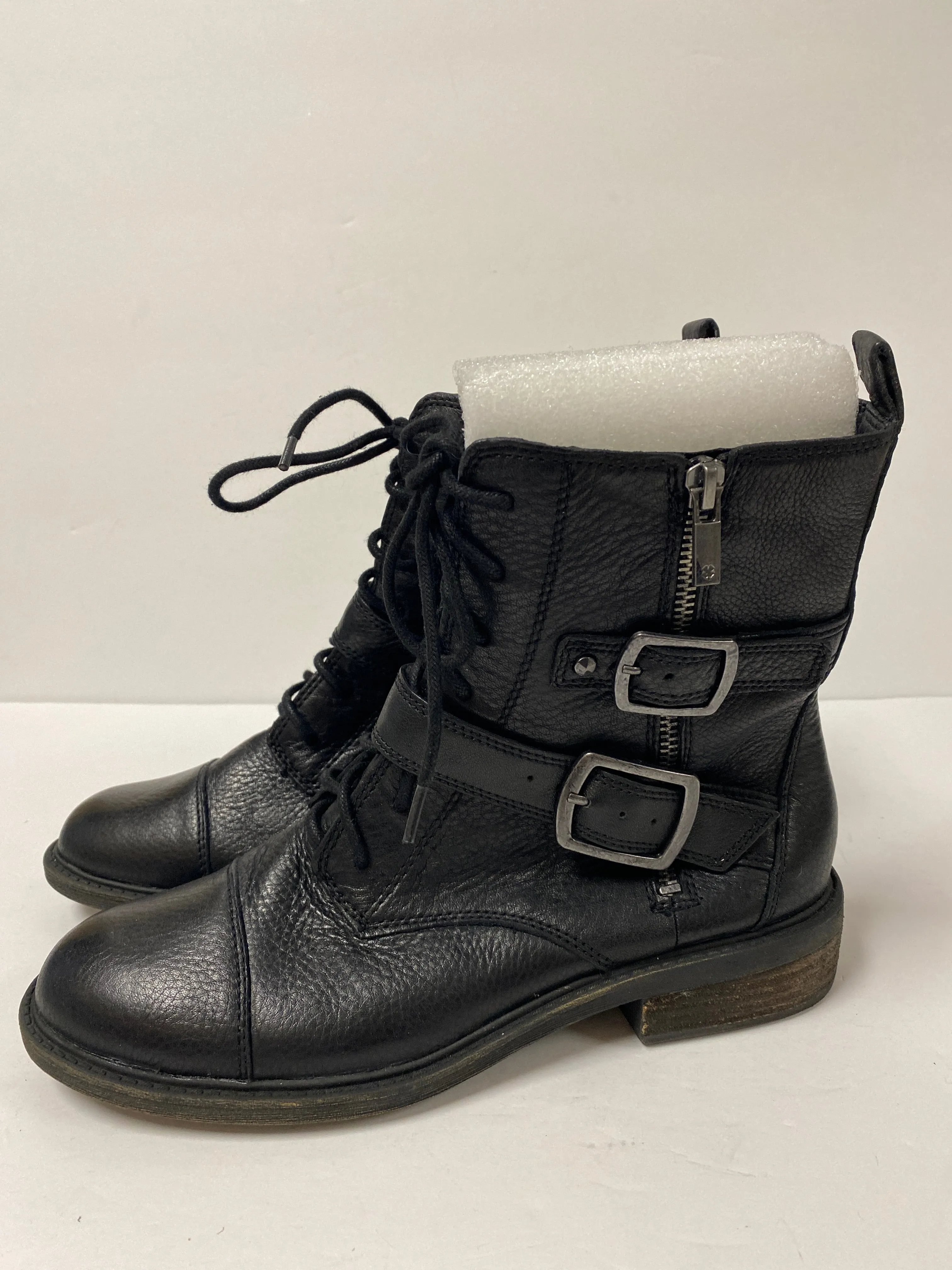 Boots Combat By Lucky Brand  Size: 9.5