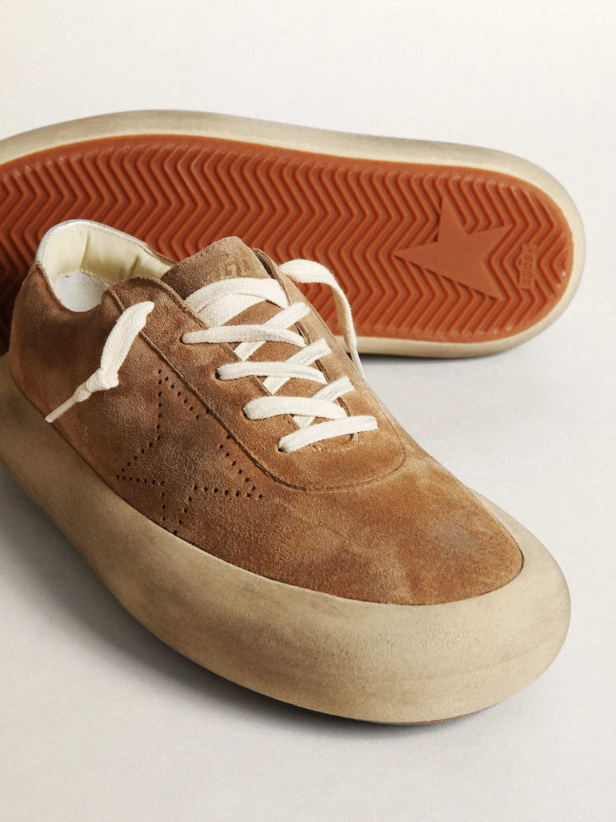 Men's Space-Star in tobacco-colored suede