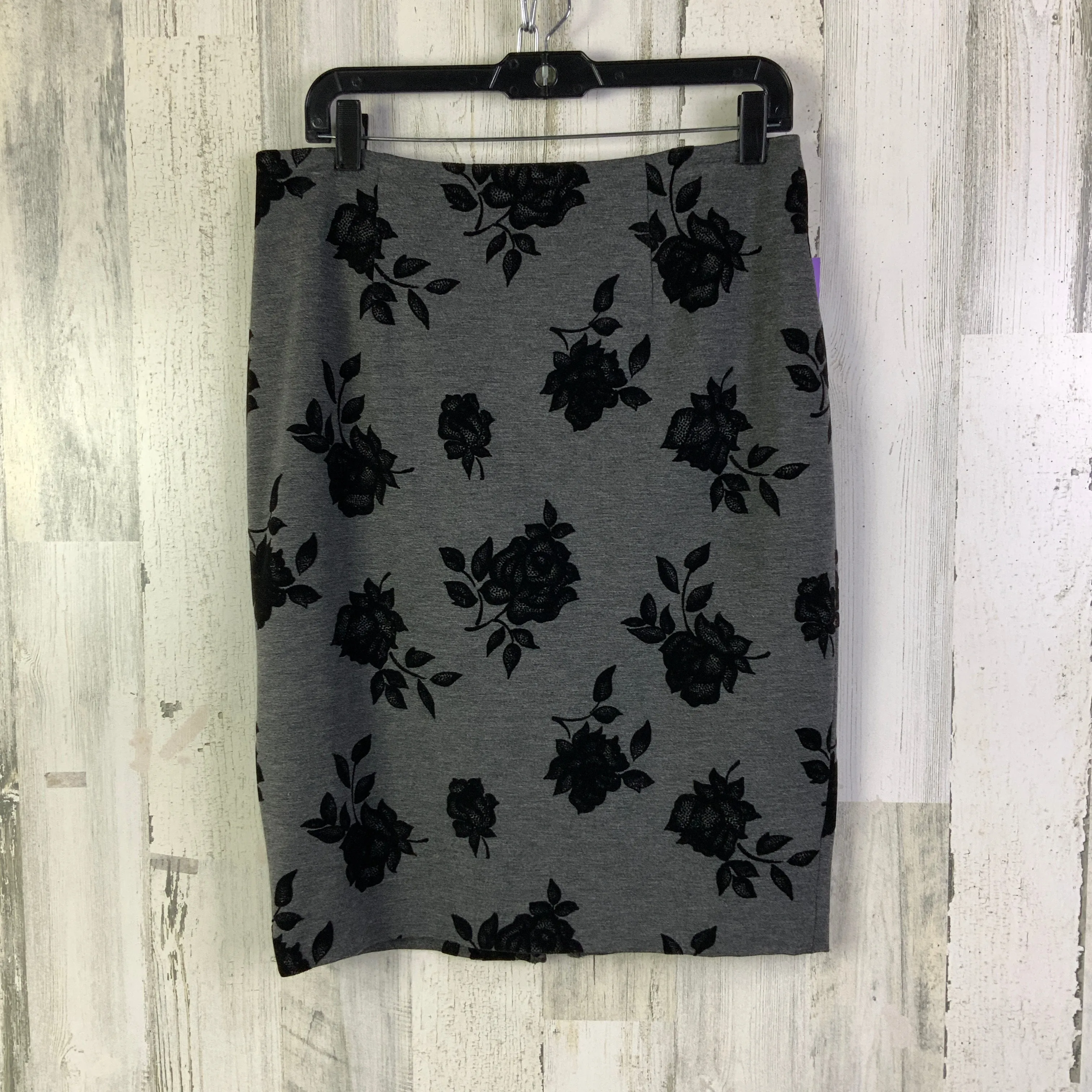 Skirt Mini & Short By White House Black Market In Black & Grey, Size: 10